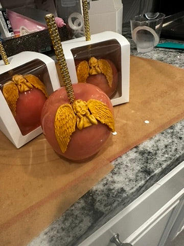 Candy Apples – Hand-Dipped, Custom Colors & Toppings | Perfect for Parties, Gifts & Events